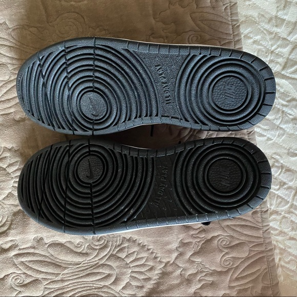 Nike Court Borough Low 2 Boys Youth Size 7 - Picture 12 of 15